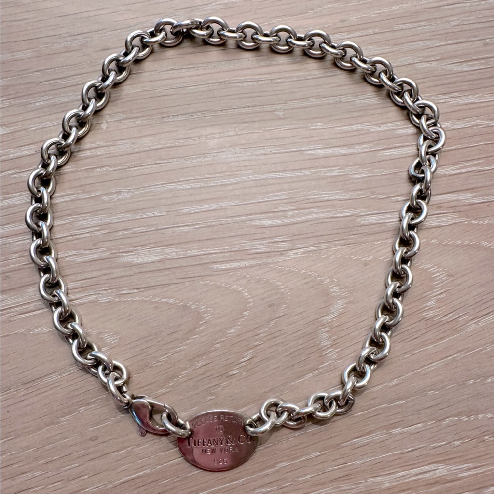 Tiffany & Co. Return to Tiffany Oval Tag Choker Silver Necklace